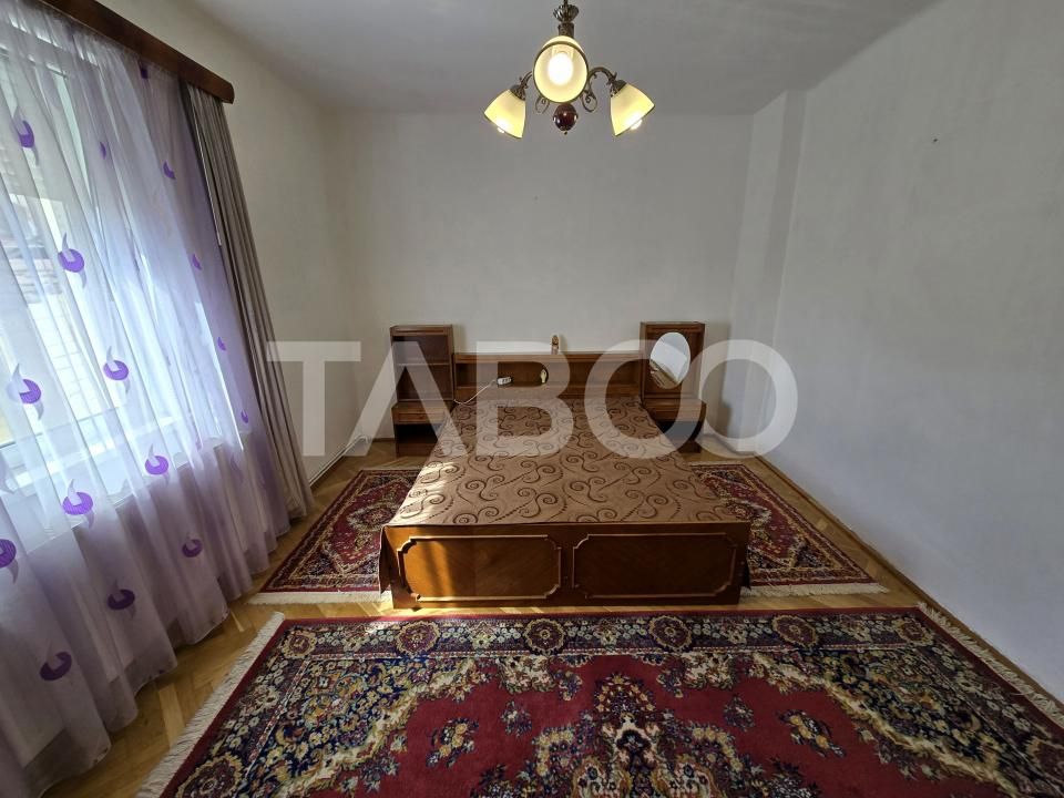 Casa individuala de vanzare cu teren 237 mp garaj in zona Lupeni Sibiu – fotografia 19 din 32
