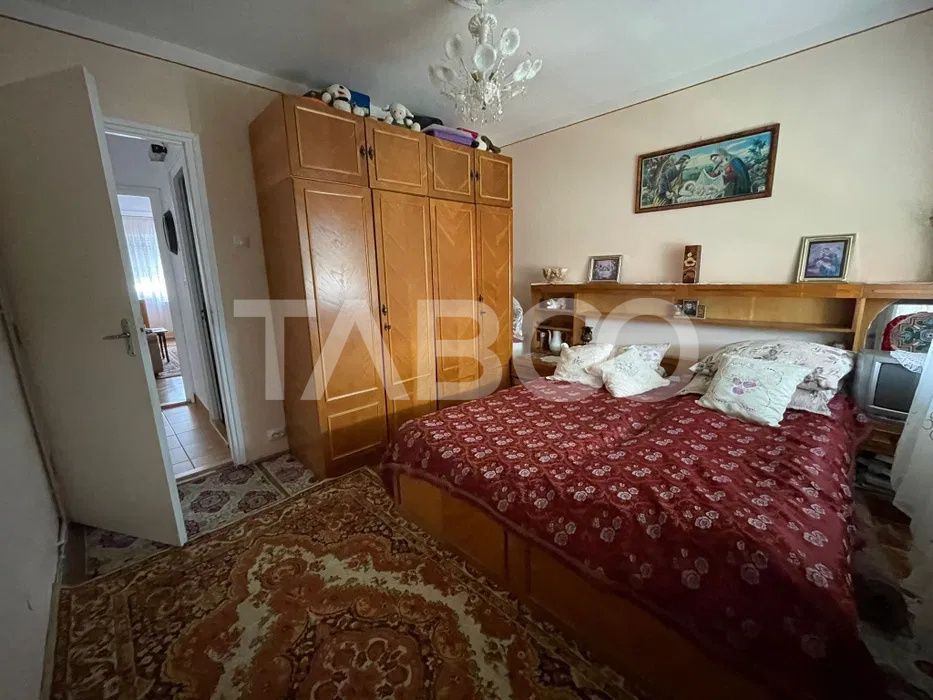 Apartament 2 camere decomandat 62 mp pivnita zona Central-Dioda Sibiu – fotografia 1 din 7