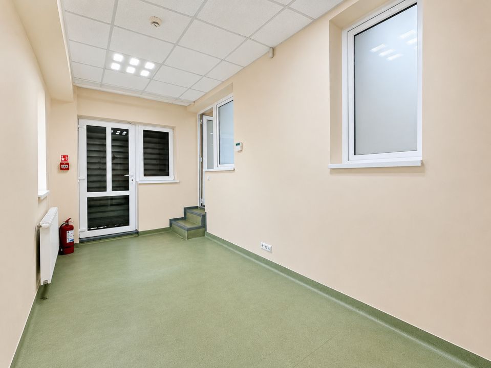 Spatiu comercial pretabil operator farmaceutic – Zona Alphaville Carpatilor – fotografia 6 din 11