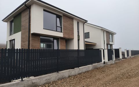 Duplex nou, 115 Mp, 3 dormitoare, Zona Centrala Chinteni