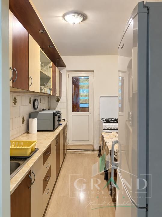 Apartament cu 2 camere decomandate și balcon închis | Mehedinți | Mănăștur – fotografia 5 din 13