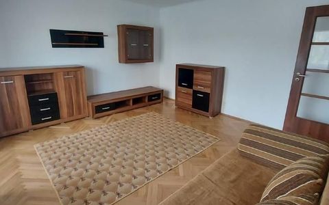 3 camere | 2 bai | Etaj 1 | Zona excelenta |