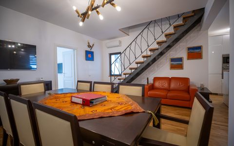Apartament 5 Camere cu Vedere la Mare | Un Stil de Viață Exclusiv