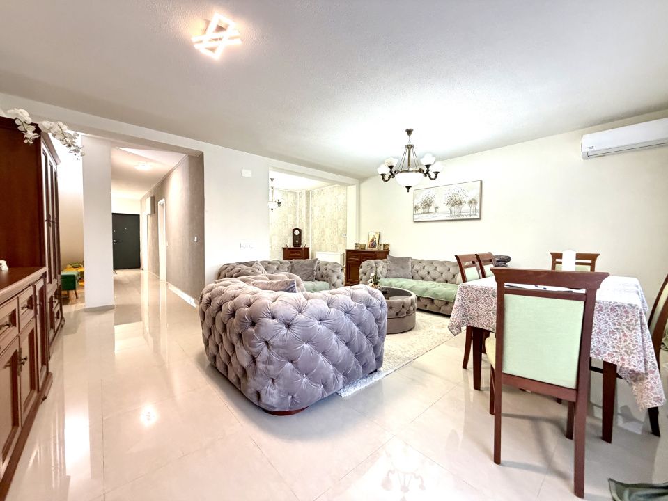 Duplex elegant cu 4 camere, 135 mp utili - zona Aradului – fotografia 1 din 15