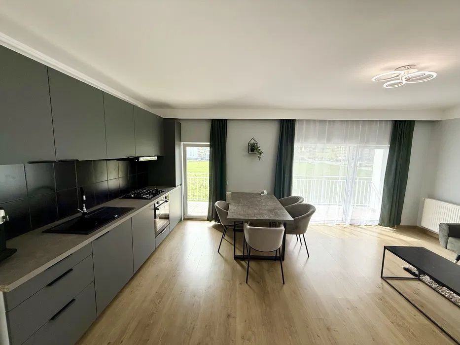 Apartament 2 camere, balcon, garaj, zona Floresti – fotografia 3 din 7