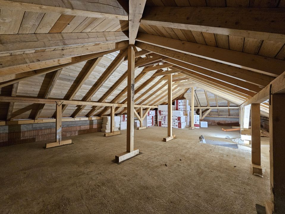 Casa eficienta energetic, noua, cu CF si pod mansardabil – fotografia 11 din 19