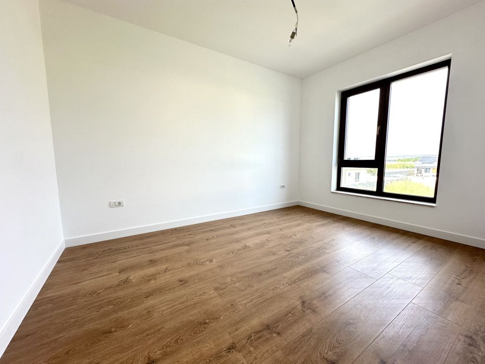 Duplex spatios, 5 camere, 125 mp utili, 315mp teren - Dumbravita – fotografia 6 din 14