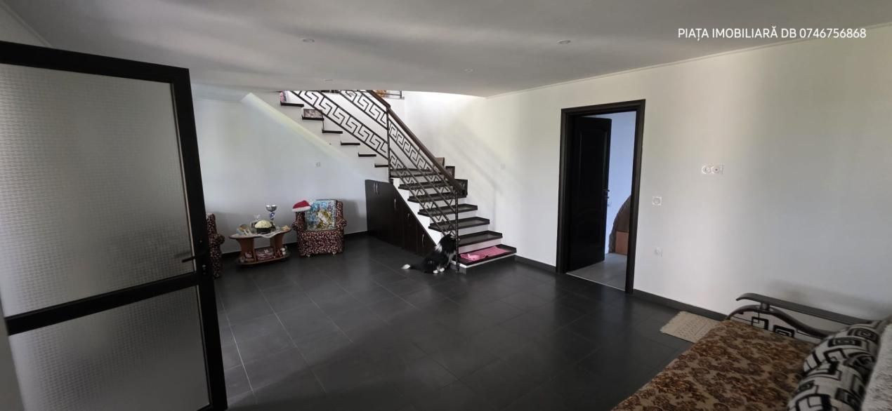 🏡 Vilă Impunătoare cu 9.800 mp Teren – Bungetu, Dâmbovița | Oază de Liniște – fotografia 6 din 23