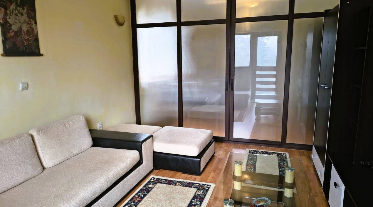 Apartament 2 camere -Cioplea-Vedere spre Masivul Postavaru – fotografia 2 din 26