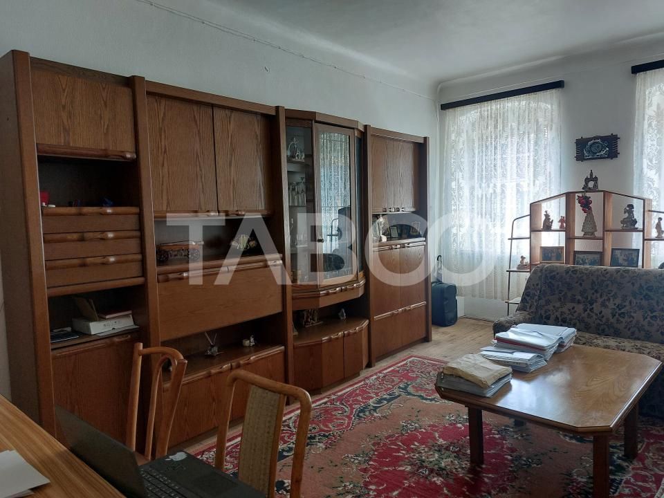 Apartament spatios la casa 97 mpu 3 camere 20 mp gradina pivnita – fotografia 10 din 18
