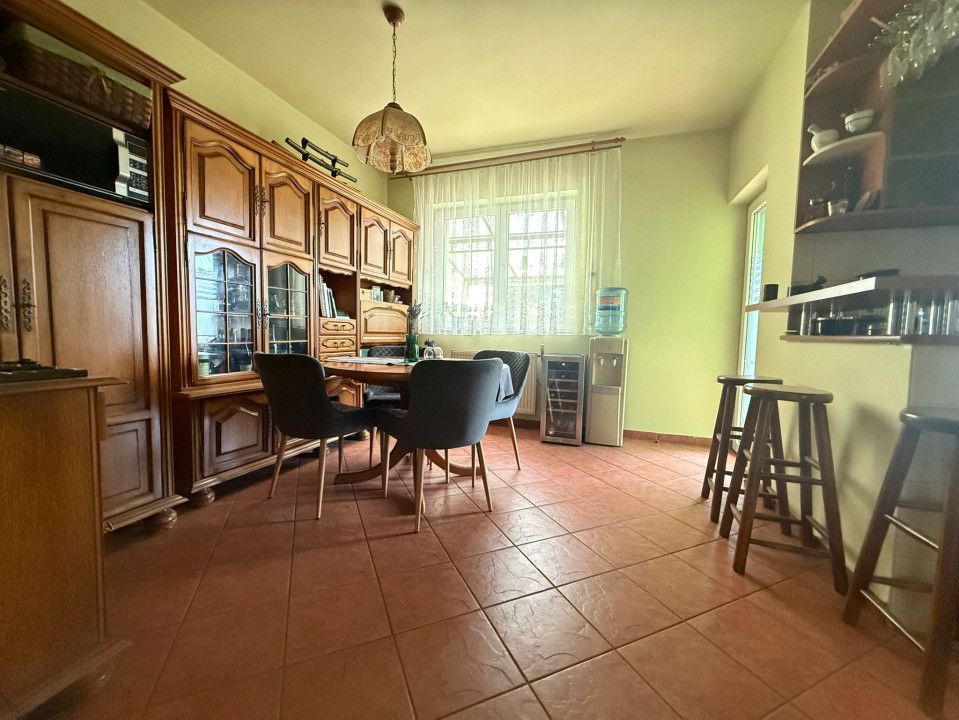 Casa individuala, spatioasa, cu 6 camere, 147 mp utili - zona Fratelia – fotografia 3 din 20