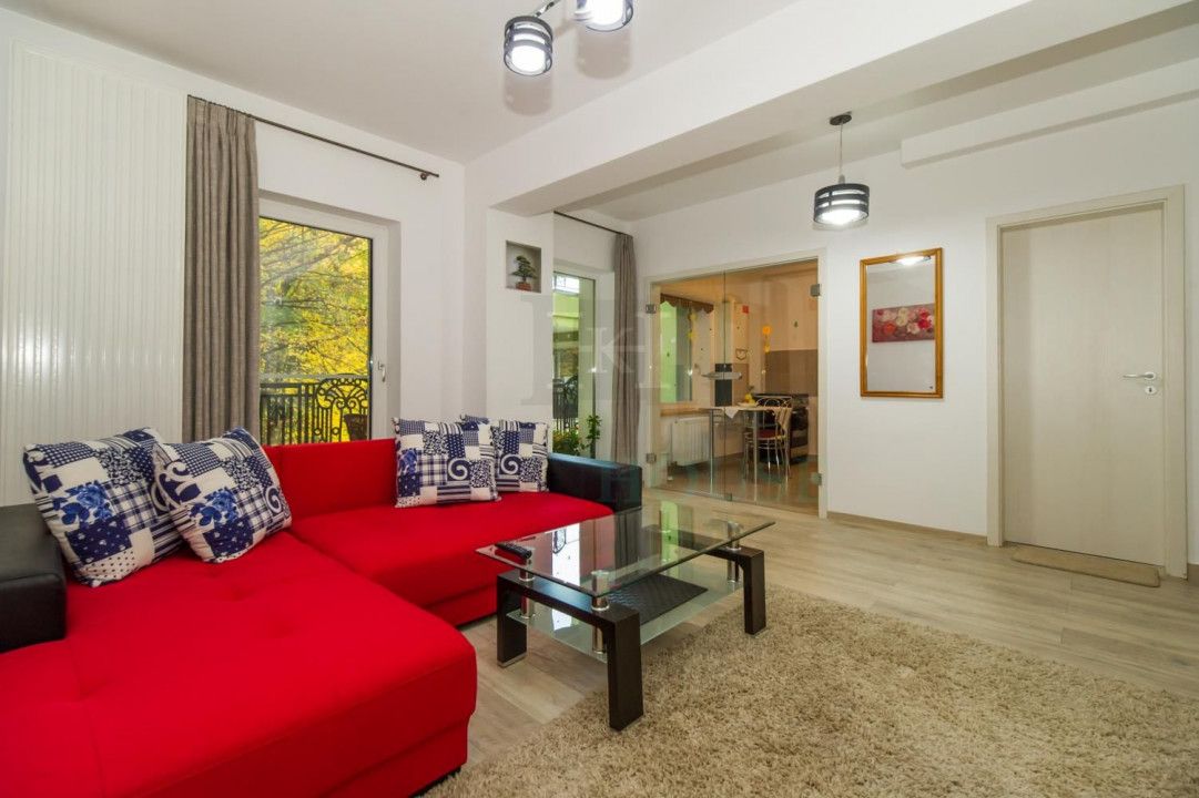 Apartament intim, langa rezervatie, zona centrala. – fotografia 1 din 10