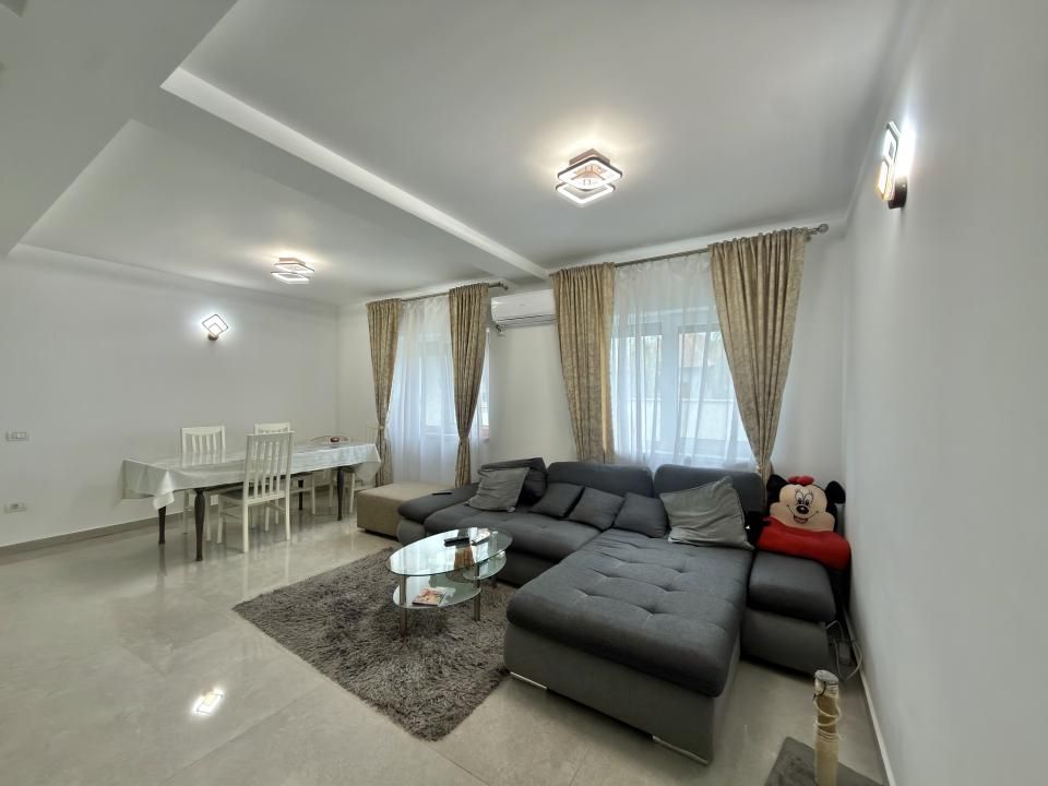Duplex cu 5 camere, 140mp utili, 300mp teren in Utvin – fotografia 3 din 18