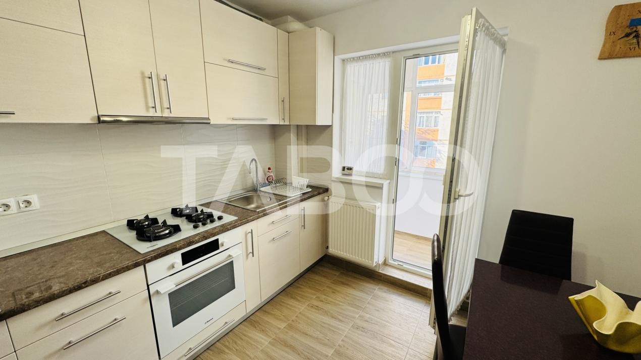 Apartament 3 camere de inchiriat 65mp balcon 3mp Vasile Aaron – fotografia 2 din 10