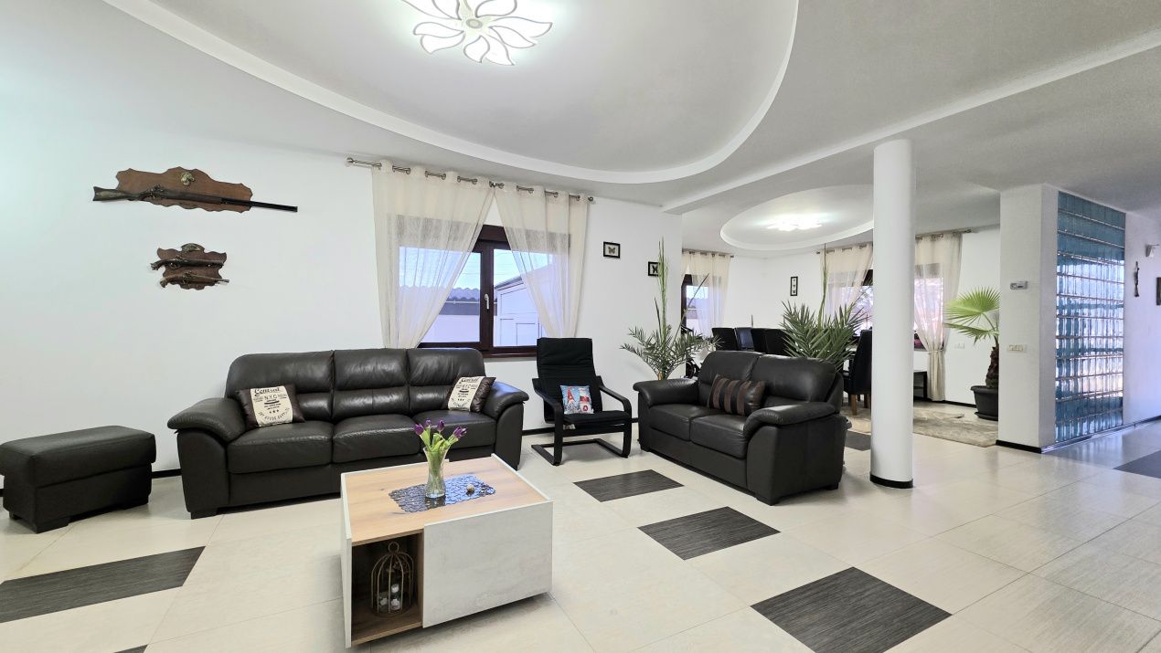 Vilă P+1 Mamaia Nord | Doar 5 min de plajă | 243mp utili | Garaj – fotografia 1 din 36