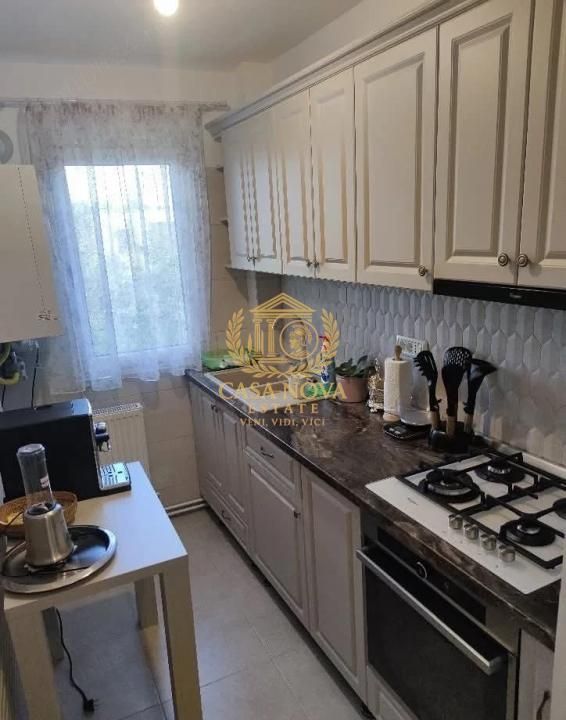 Apartament 3 camere 55mp, balcon 3mp, parcare, Plaja Grigorescu – fotografia 3 din 9