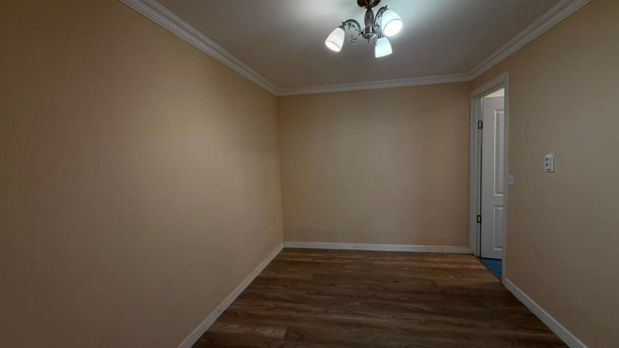 Casa 5 camere | Chitila | Curte proprie | Centrala termica | – fotografia 7 din 10