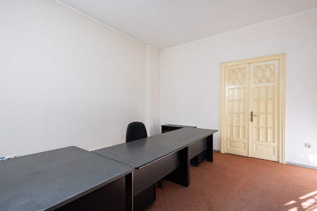 Vila 16 Camere de vanzare Unirii Primaria Sector 3 – fotografia 19 din 28