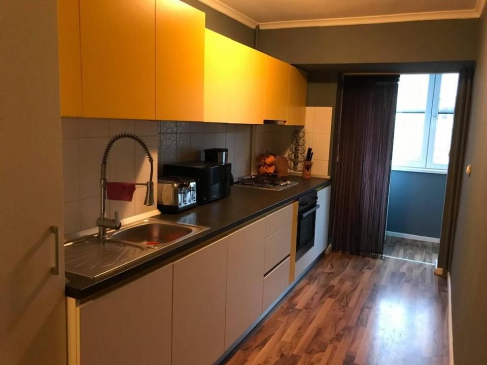 INCHIRIERE/ APARTAMENT 3 CAMERE / GORJULUI / 620 EURO/CENTRALA TERMICA – fotografia 2 din 9