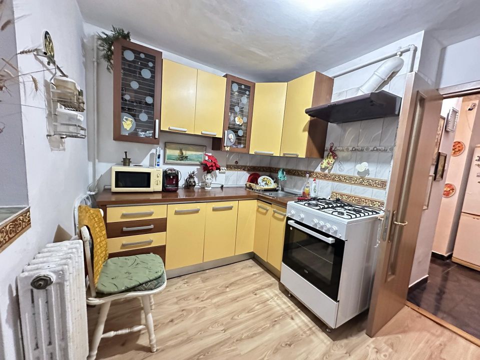 Apartament 3 camere | 68 mp | 2 Bai | Balcon | Pivnita | CETATE Mercur | Mobilat – fotografia 13 din 20