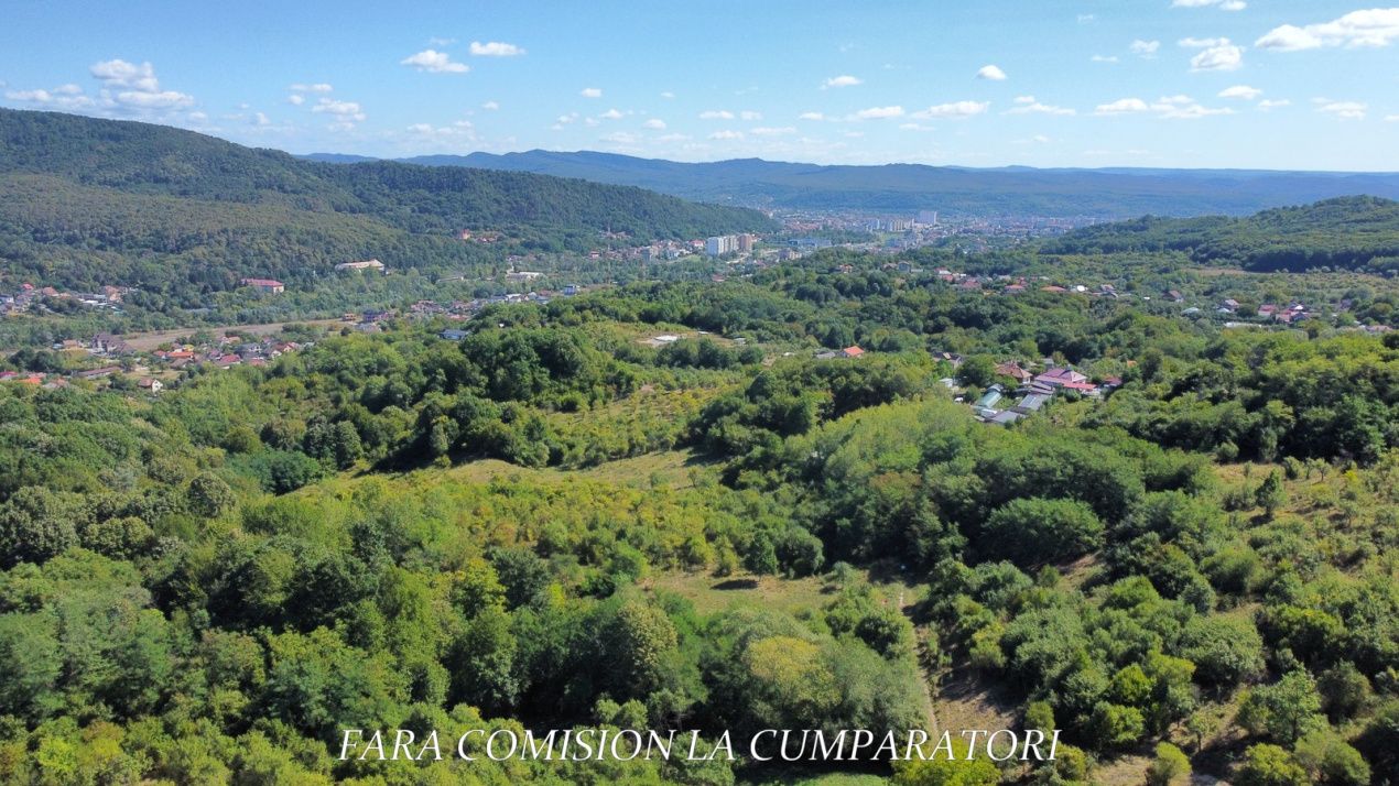 TEREN LANGA ORAS, CADRU NATURAL MINUNAT – fotografia 5 din 14