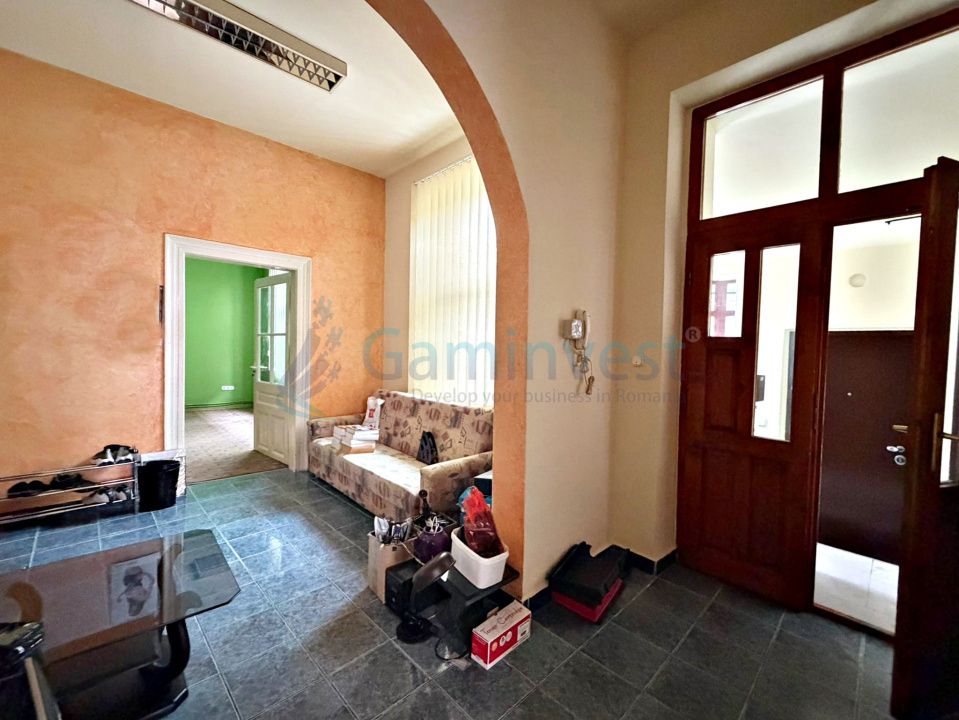 Spatiu de birou de inchiriat , 4 incaperi , zona centrala, Oradea – fotografia 6 din 7