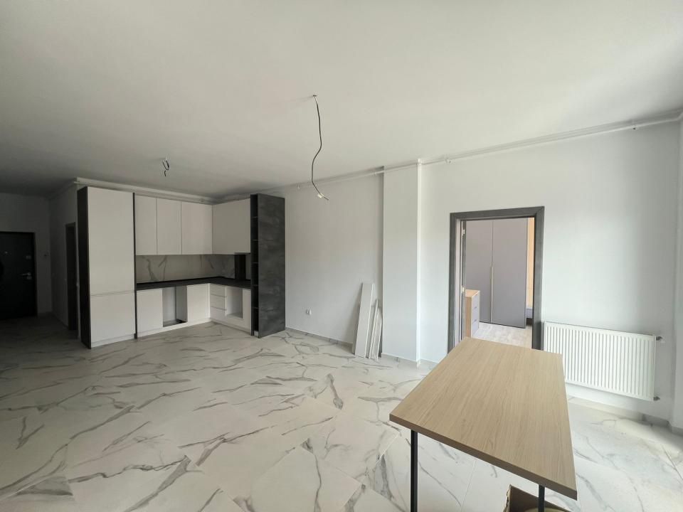 Apartament-3 Camere-Mobilat-Parcare-Parter-Izvor-Tarlungeni – fotografia 4 din 11