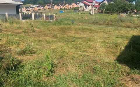 Teren intravilan 700 mp în com. Chinteni,  zona centrală