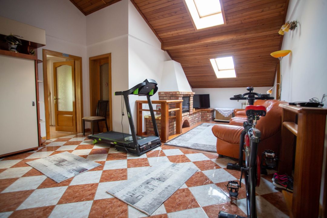 Casă De Vânzare | Comănești, Județul Bacău | COMISION 0% – fotografia 36 din 72