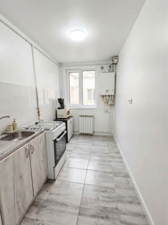 Apartament 3 Camere de vanzare in zona  FAR - Constanța | Decomandat | Renovat – fotografia 1 din 13