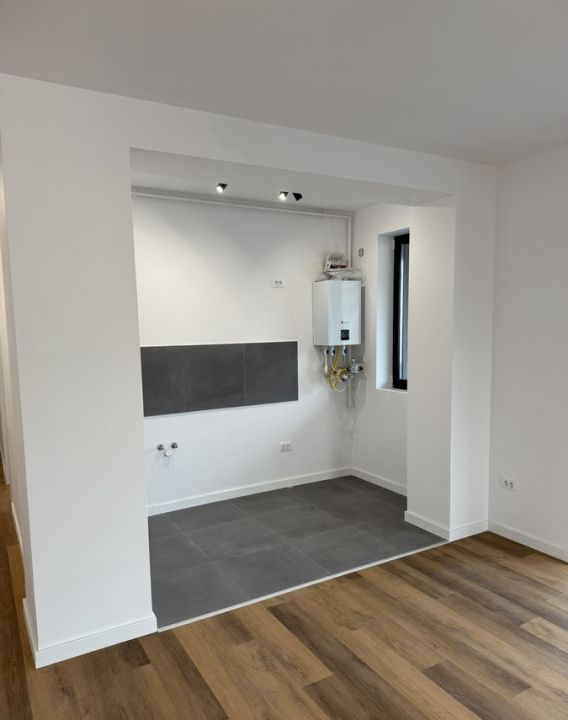 2 camere Decebal/ Th Sperantia/ bloc 2023/ pretabil birou/ rezidenta/ nemobilat – fotografia 5 din 13