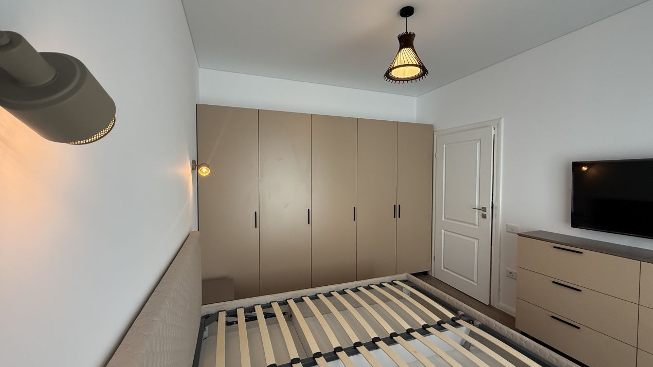 Apartamen MOBILAT in bloc finalizat cu piscina si toate utilitatile Mamaia – fotografia 18 din 23