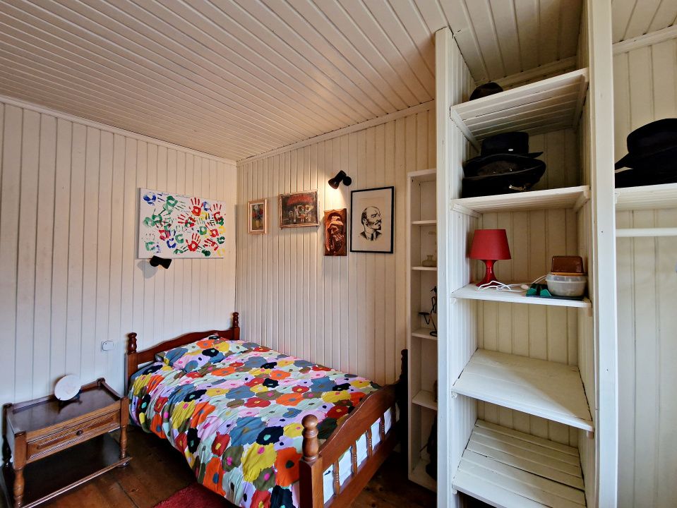 Casa veche renovata, parter+mansarda, curte proprie, Foisorul de Foc – fotografia 17 din 32