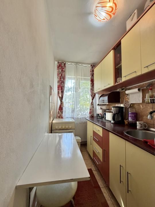 Apartament 2 camere, mobilat, etaj 3, zona Dambovita – fotografia 6 din 9