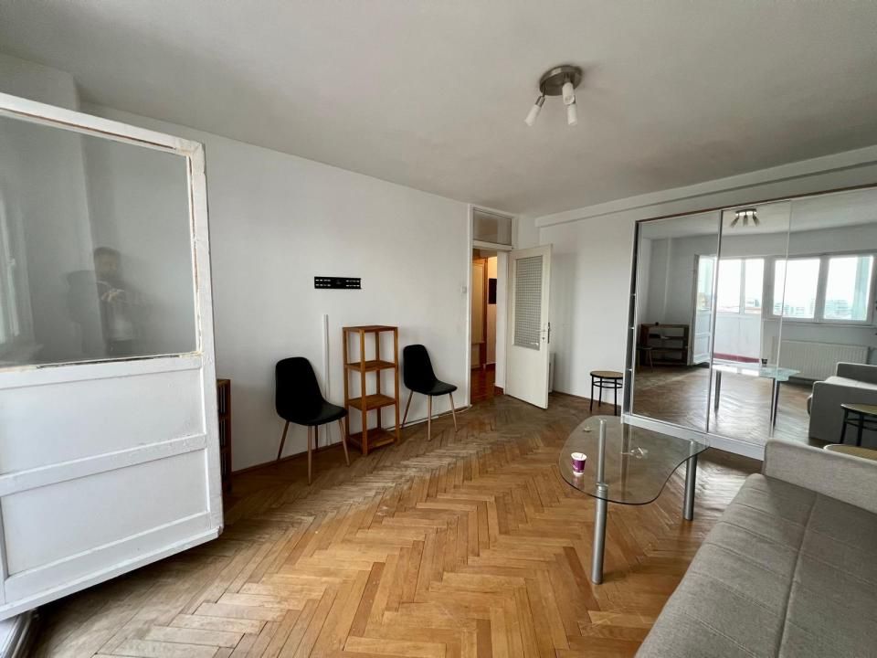 Apartament cu 3 camere, 69 mp utili, decomandat - Zona Dacia – fotografia 3 din 12