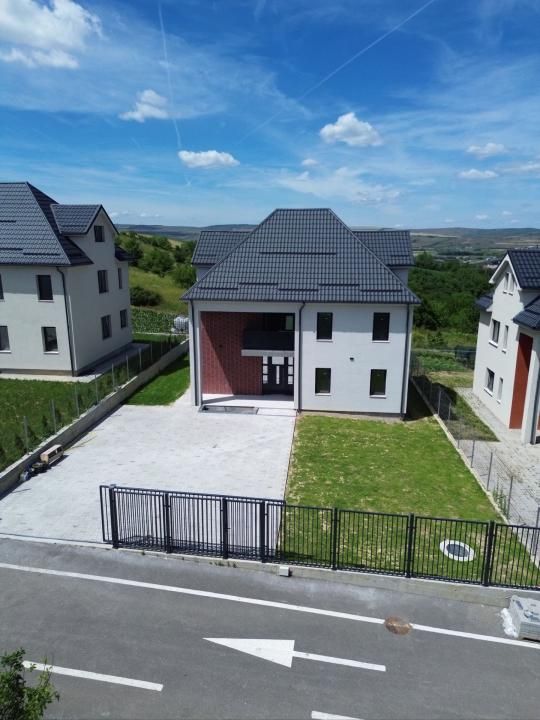 Casă individuală nZEB, 194 mp utili, teren 468 mp, Dezmir – fotografia 4 din 11