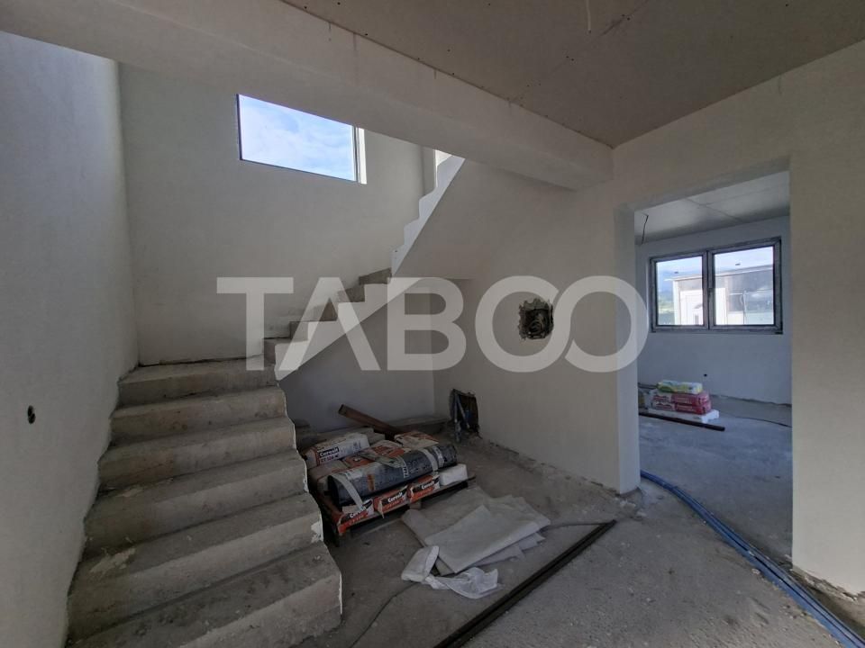 Casa individuala 4 camere  de vanzare 300 mp teren Exterior Sibiu – fotografia 18 din 18
