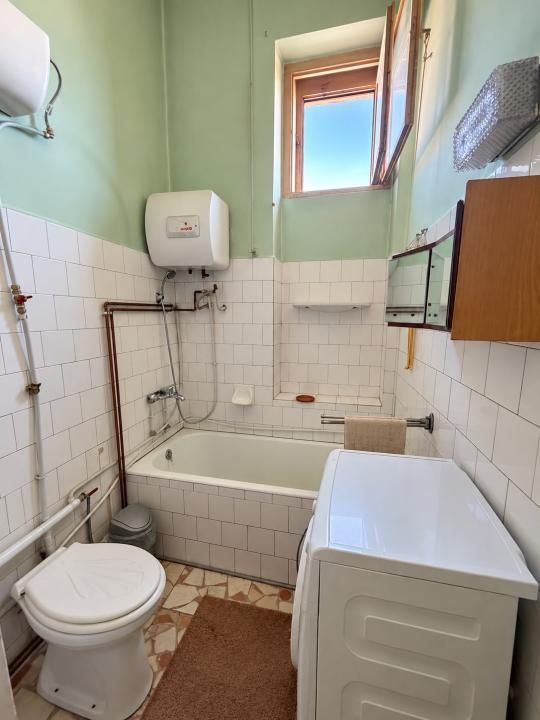 2 apartamente de vanzare in Oradea,cladire istorica,zona centrala – fotografia 11 din 13