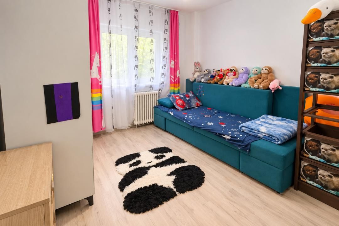 Apartanent cu 4 camere,decomandat,80 mp utili,Ampoi 2 – fotografia 4 din 9