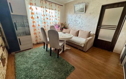 Apartament 2 camere, 46 mp, etaj 2, garaj, zona Cetatii!