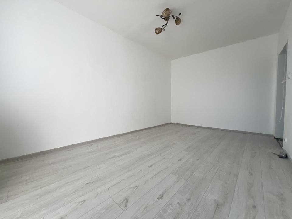 Apartament 1 camera, 22 mp, balcon, etaj 2, renovat - zona Dambovita – fotografia 3 din 8