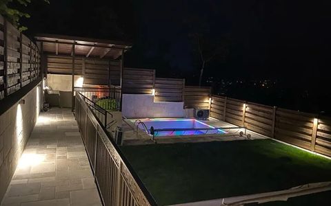 Casă modernă 160 Mp, cu piscină încălzită în Gruia