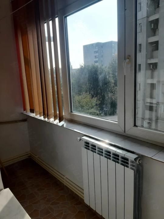 Garsonieră Zona Km 4 – fotografia 9 din 10