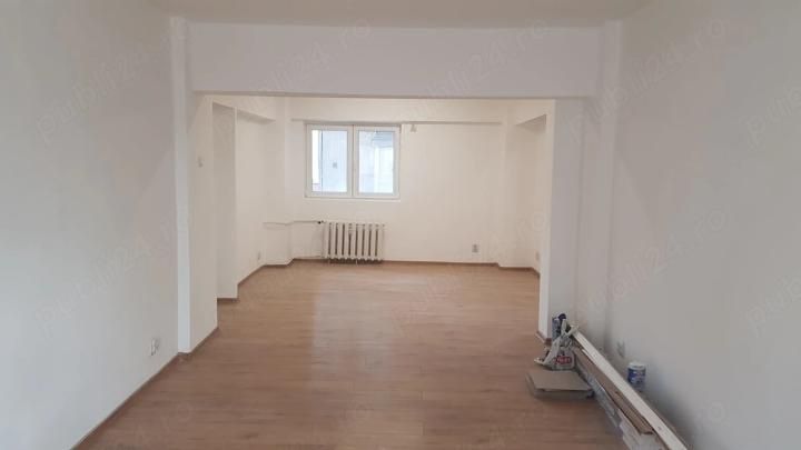 3 Camere de inchiriat | Eminescu | Centrala | Nemobilat – fotografia 1 din 8
