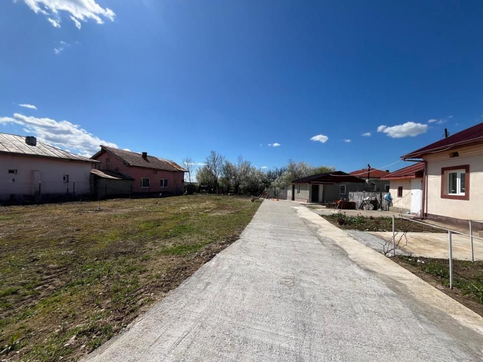 Casa parter + anexa si 2 bai cu 880 mp teren in Brosteni Dambovita – fotografia 11 din 20