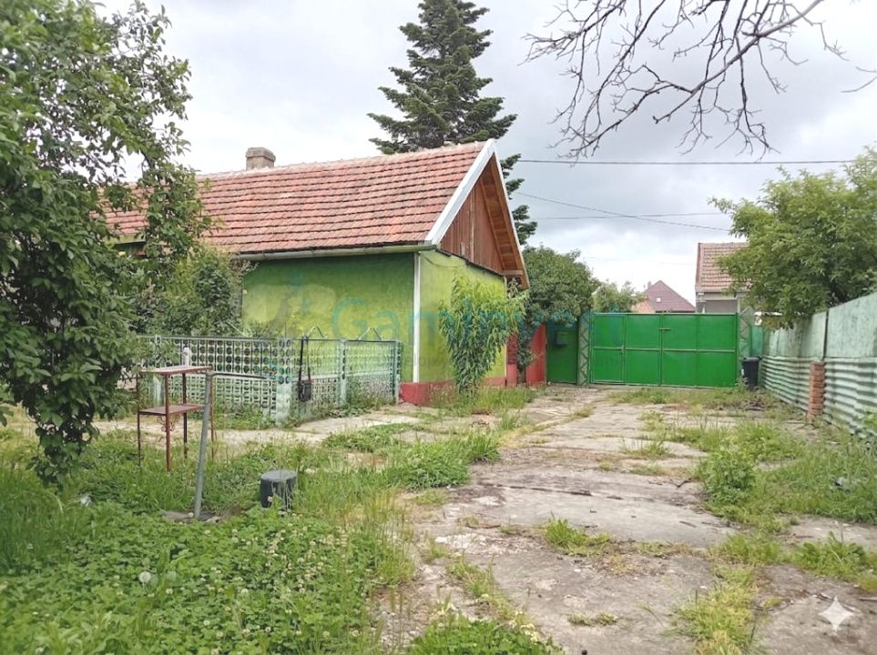 Casa de vanzare in Oradea, zona Calea Clujului, 780 mp teren – fotografia 1 din 12