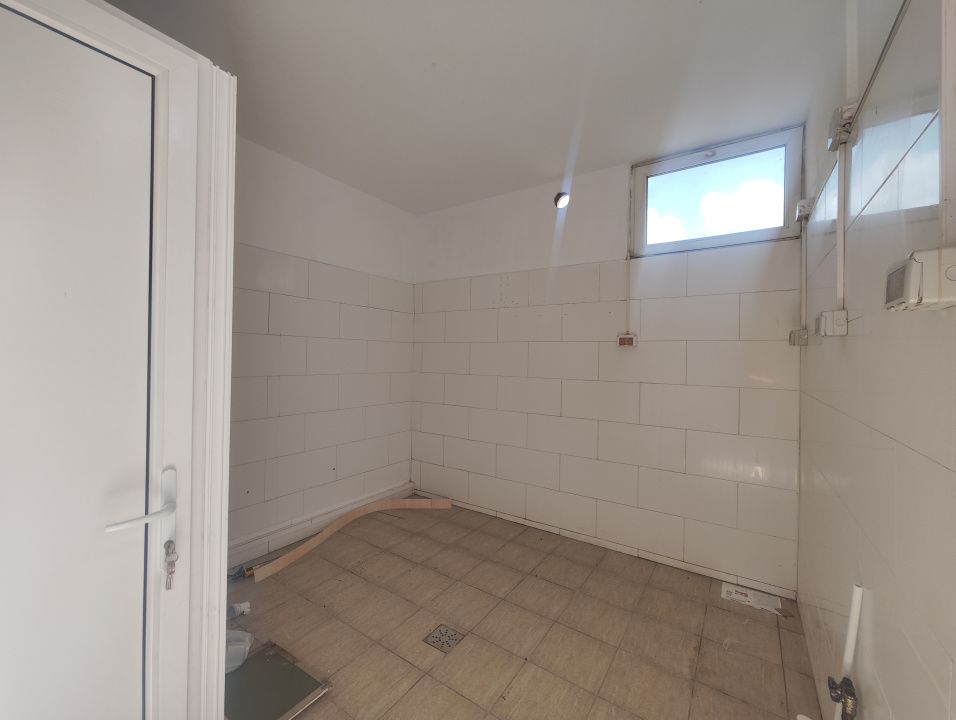 Casa 3 camere, teren 568 mp, Craiova, zona Ungureni – fotografia 12 din 13