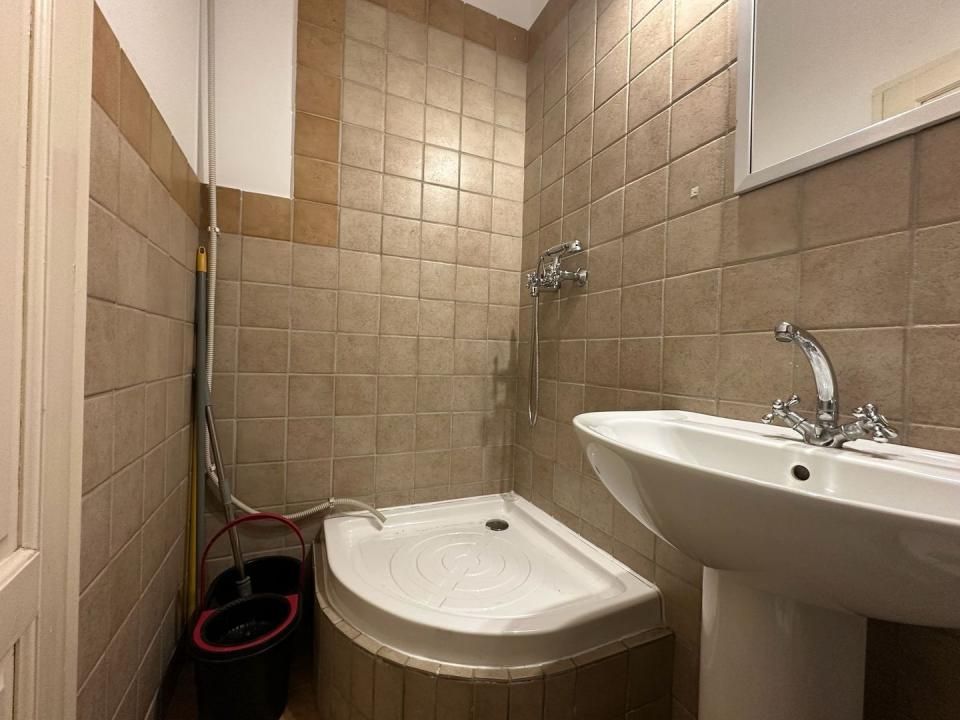 2 camere | P-ta Unirii | centrala | spatiu birou | – fotografia 9 din 11