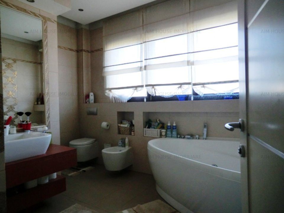 Vila 10 camere-2000mp teren-Straulesti-Restaurant Doi Cocosi. – fotografia 17 din 17