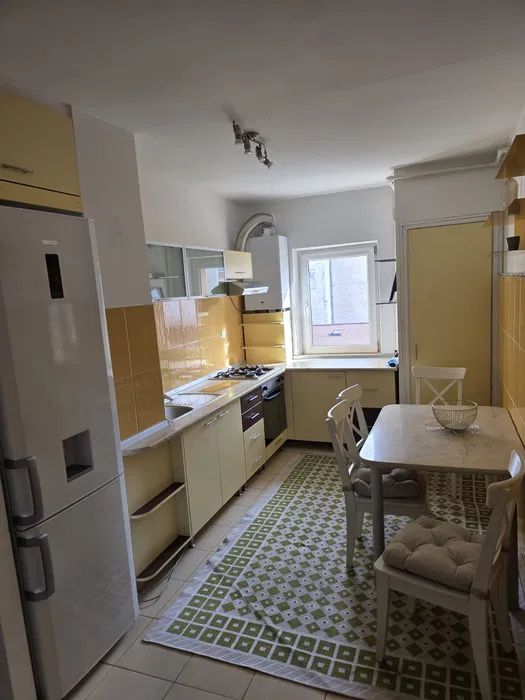 Apartament de inchiriat 3 camere 70mp zona Manastur IZLAZULUI – fotografia 2 din 8